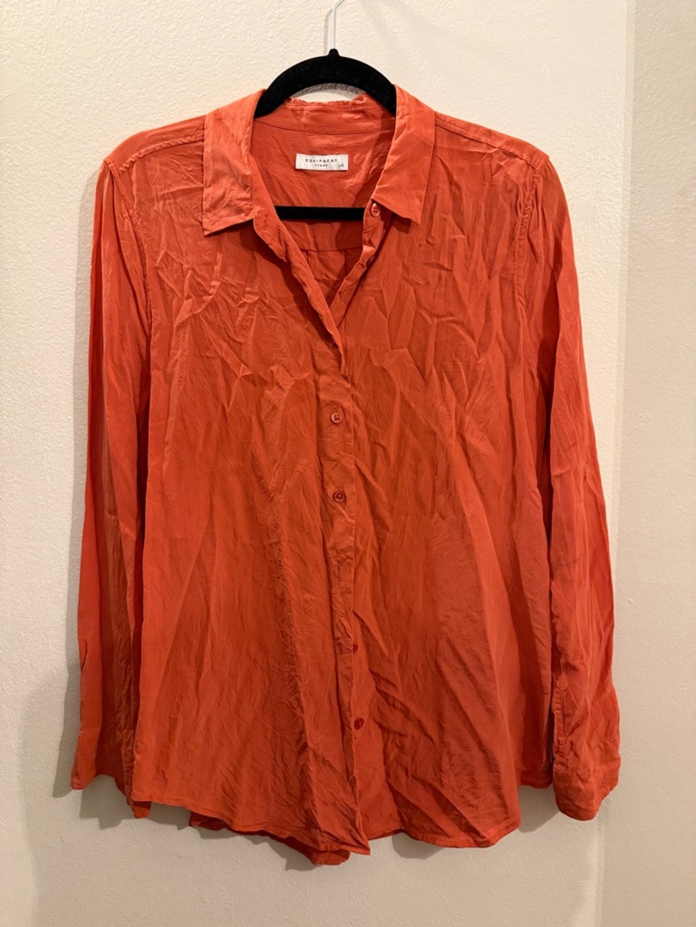 Equipment silk Femme Coral-Orange Button Blouse